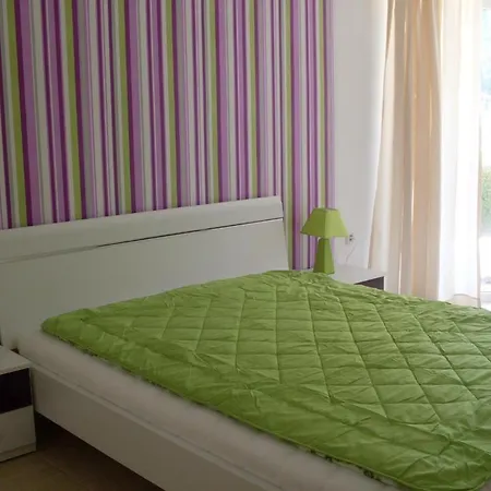 Aparthotel Persey Holiday